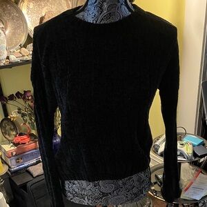 No Boundaries Black Crew Neck Sweater